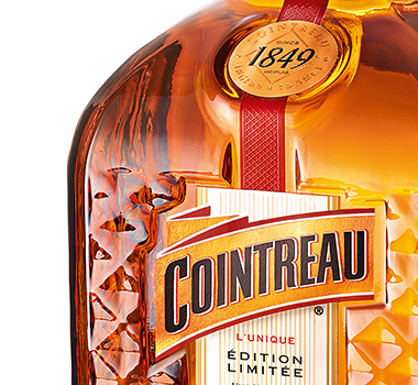 cointreau_sparkle_packshot_close-up_06_rvb